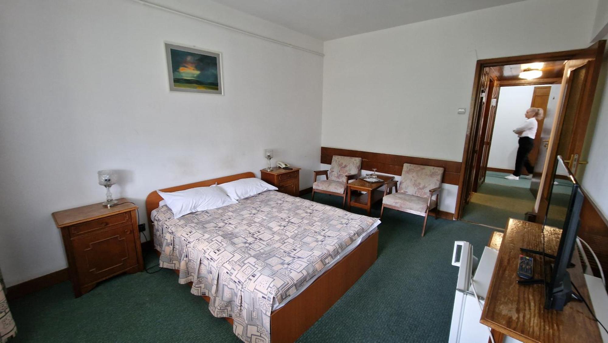 Hotel Bradul - Covasna Eksteriør bilde